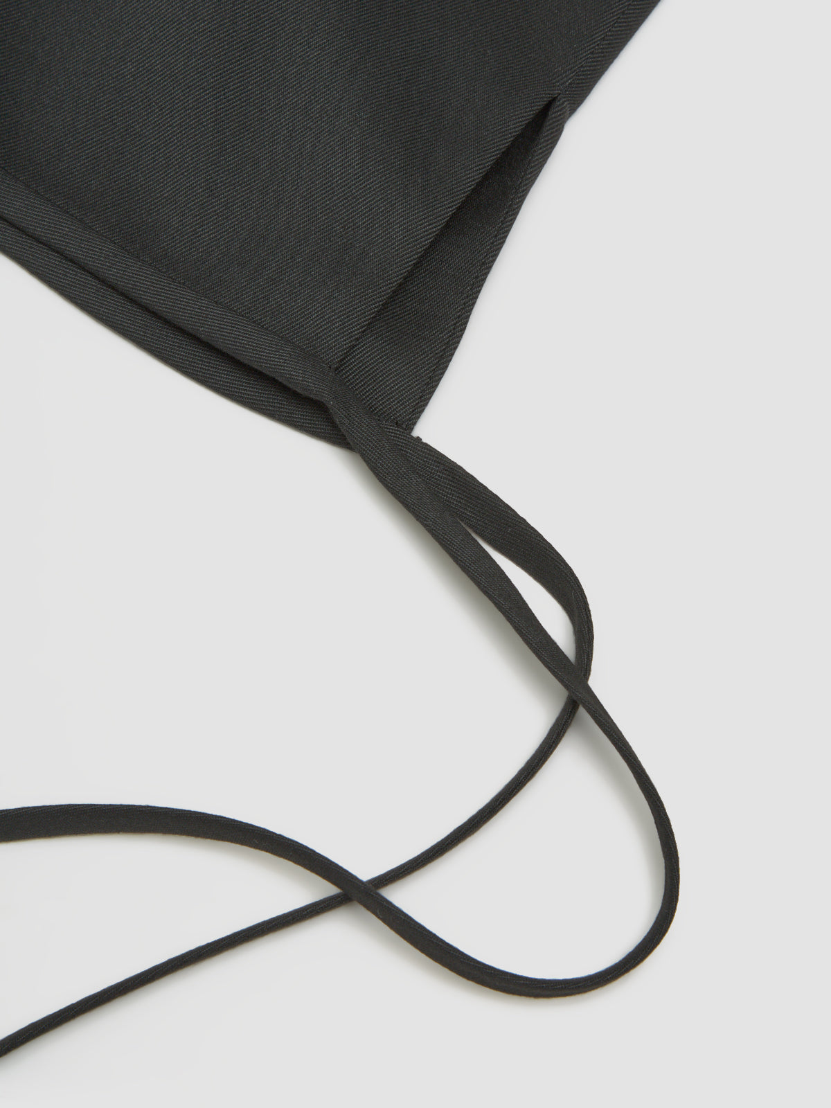 Ira Capri Pants in Black