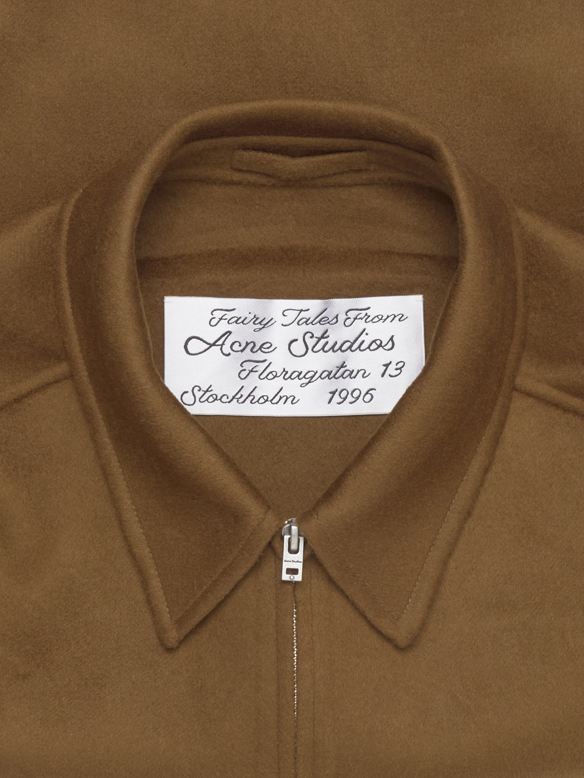 Jacket in Olive Green