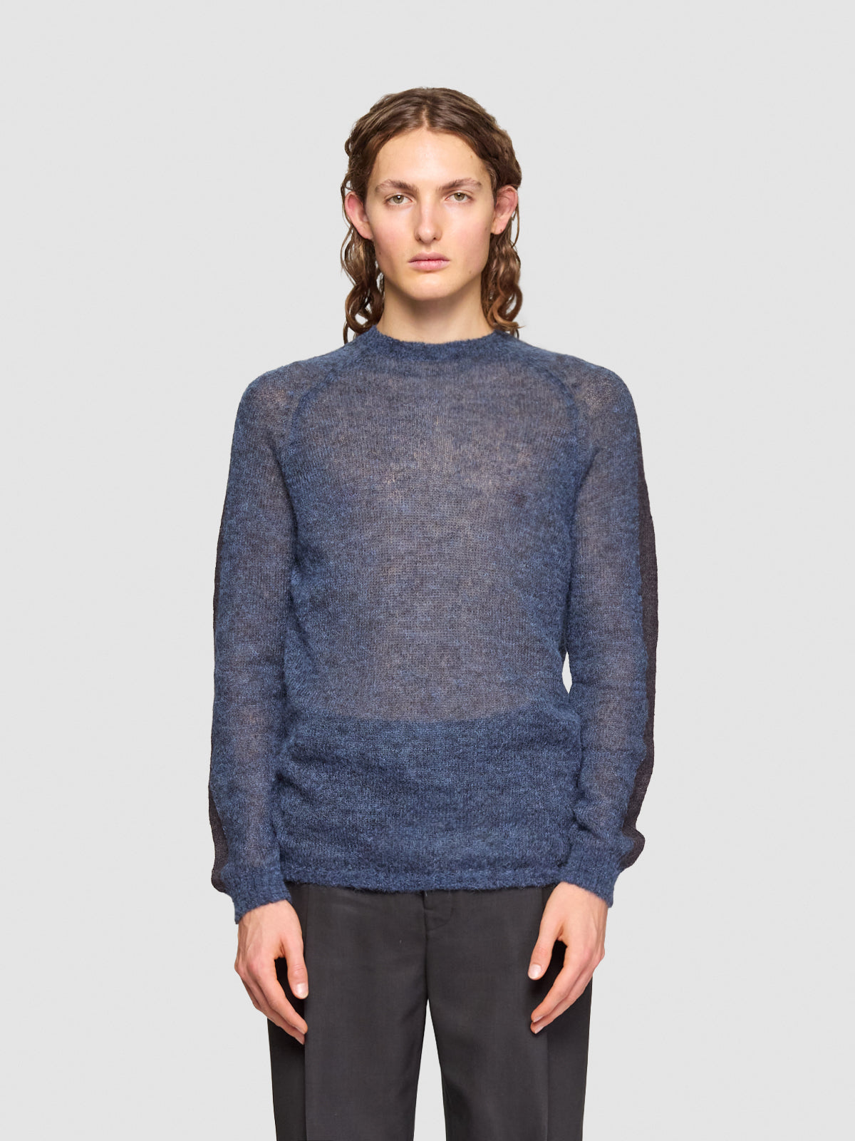 Dan Raglan Sleeve Sweater in Navy