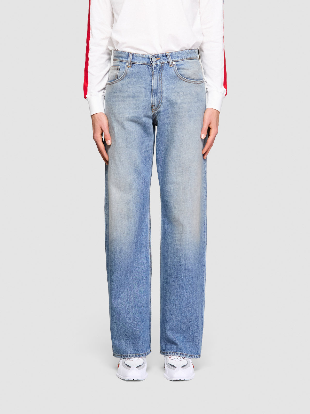Breakwater Wash Denim Jeans in Blue