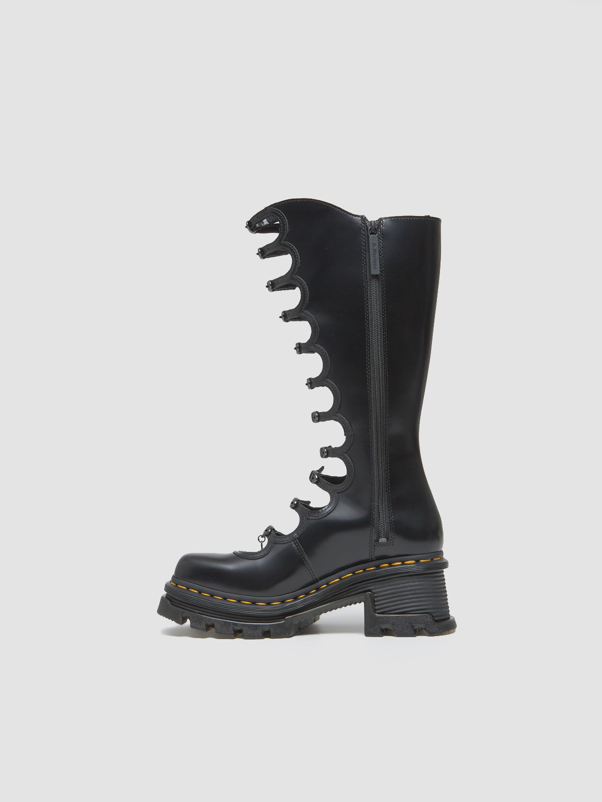x Marc Jacobs Kiki Dm Boots in Black