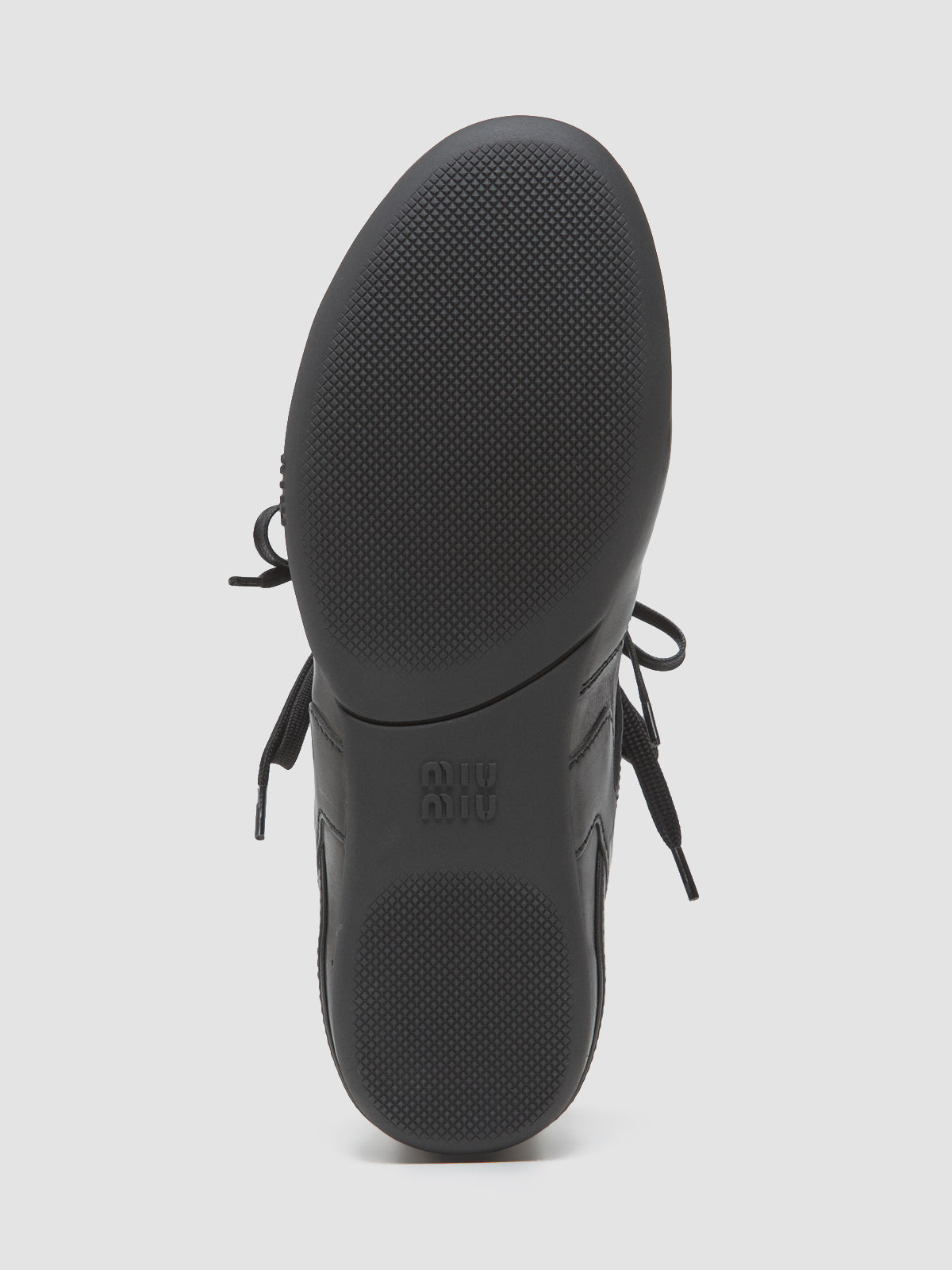 Gymnasium Leather Sneaker in Black