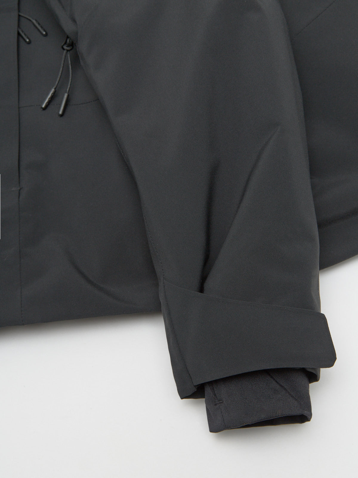 Canopy Insulated Jacket in Blackout