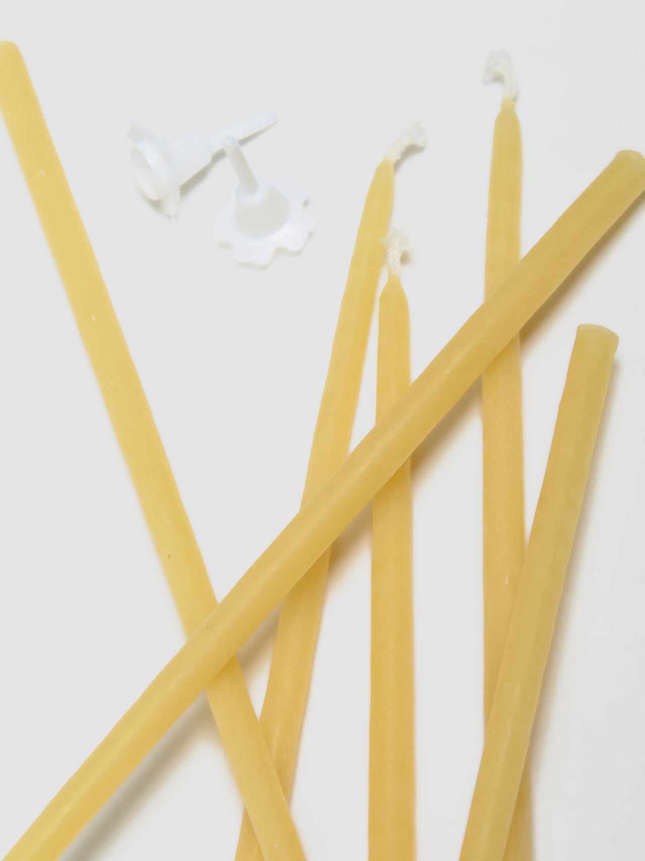 x VOO Birthday Celebration Candles in Beeswax