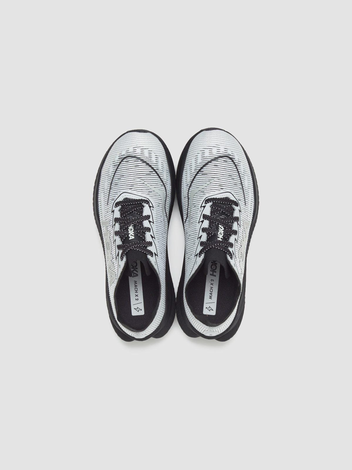 Mach X 2 Sneaker in Black & Stardust