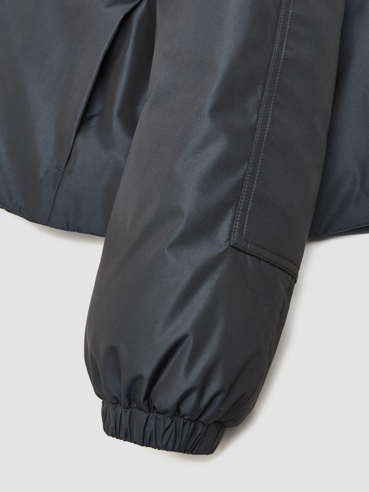 Down Blouson Jacket in Night