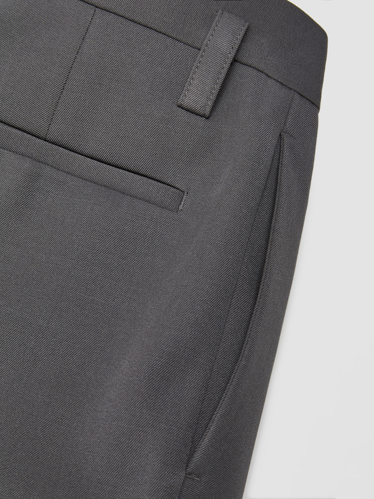 Pleated Trousers in Fog