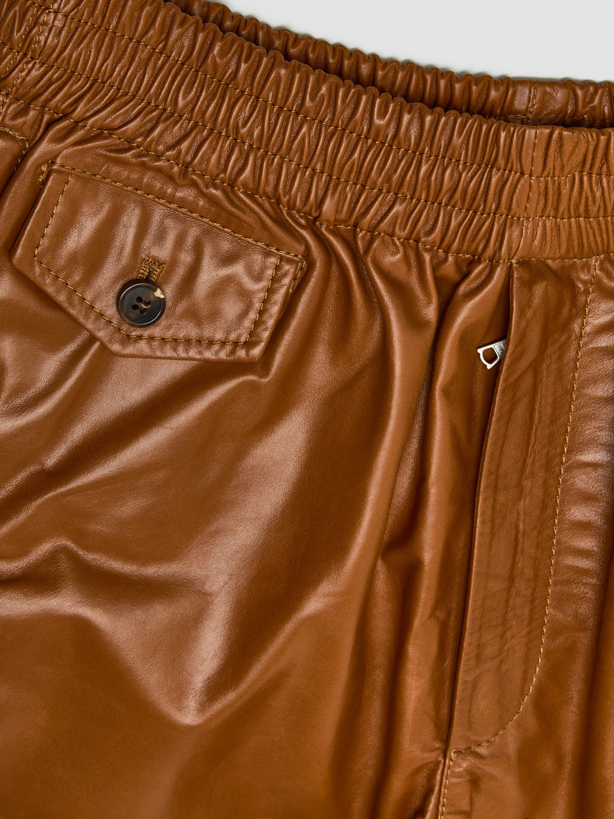 Lonay Shorts