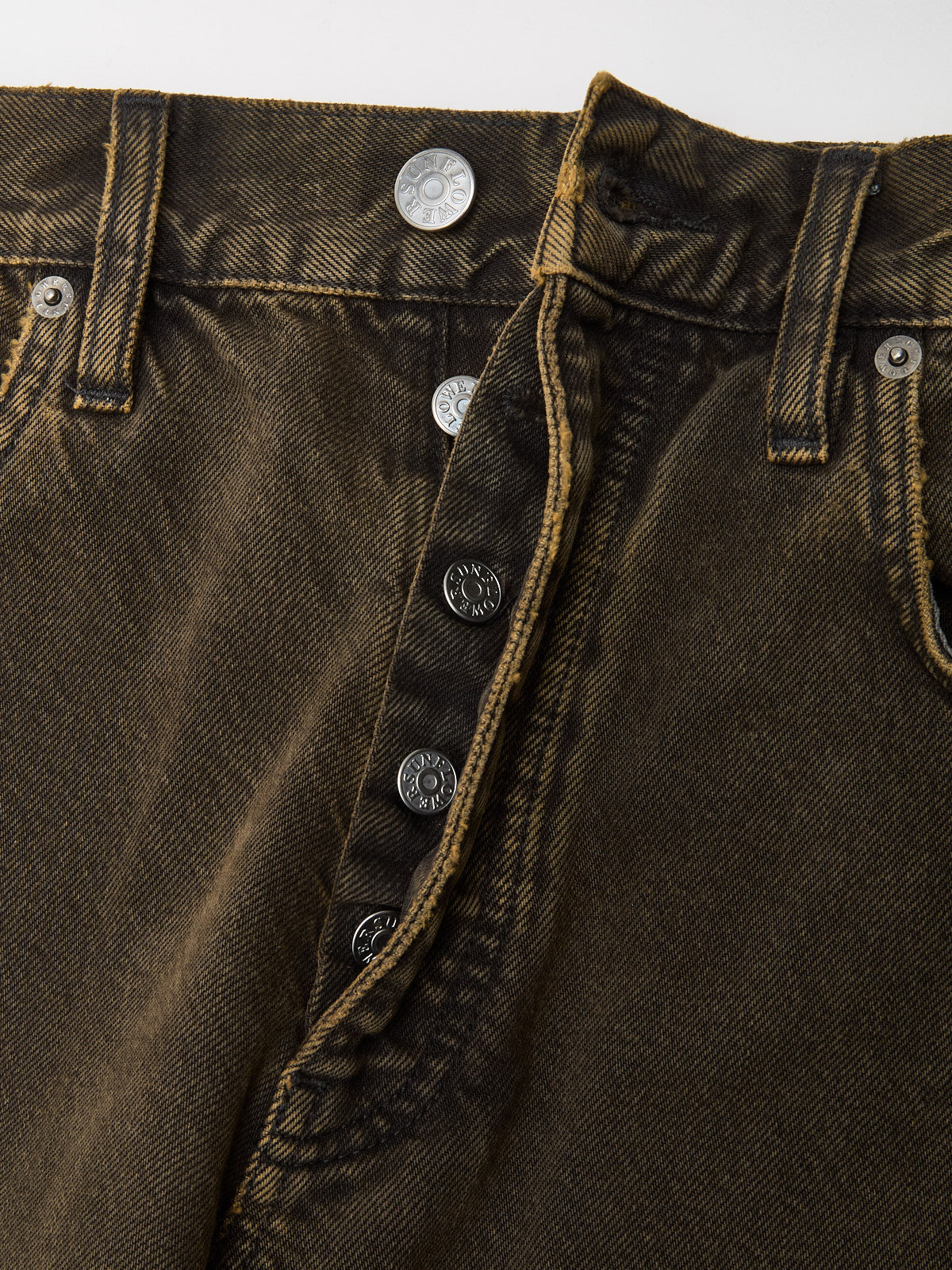 Wide Twist Jeans in Overdyed Black Khaki