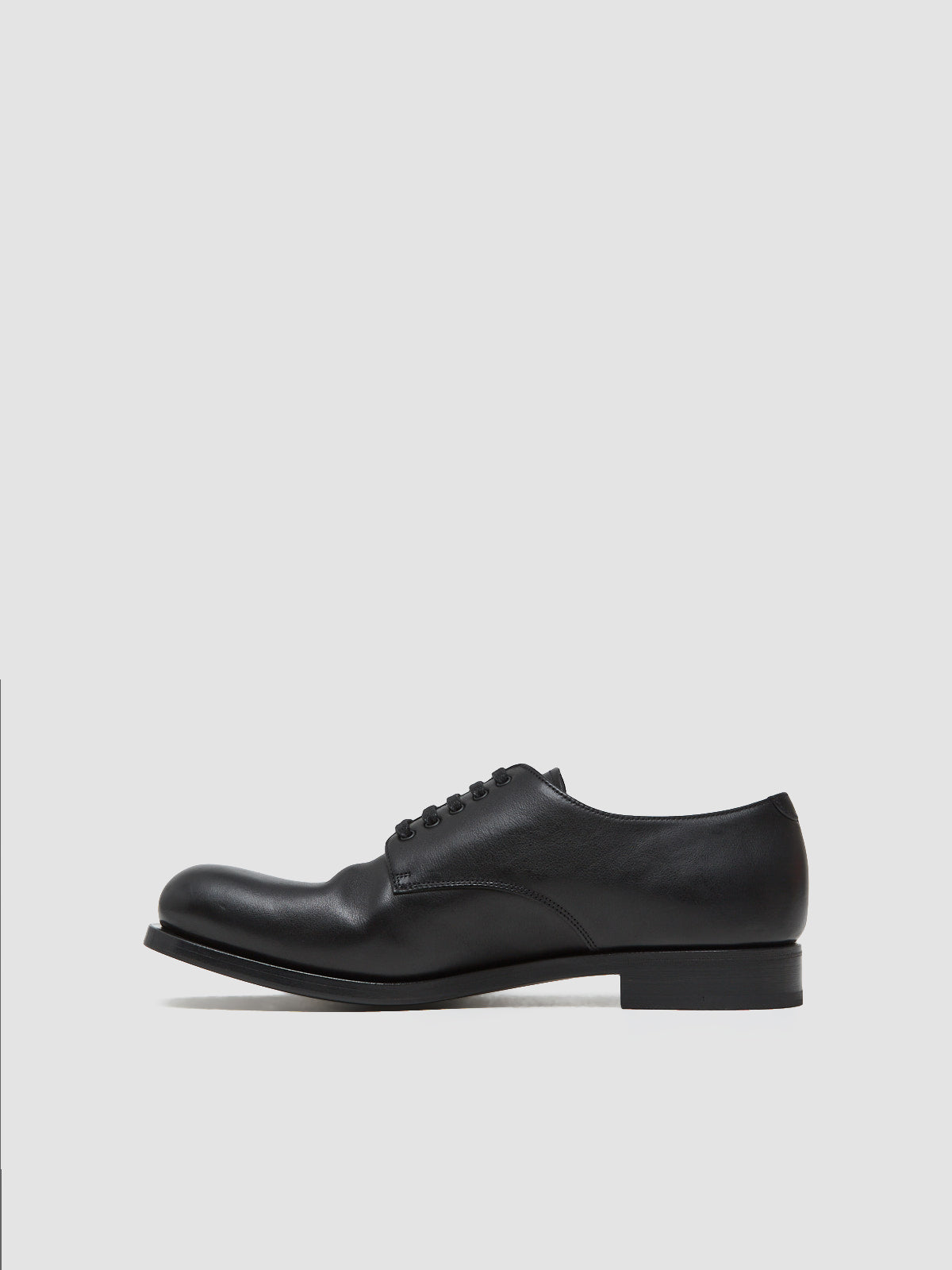 Antique Leather Lace-Up Shoes in Black