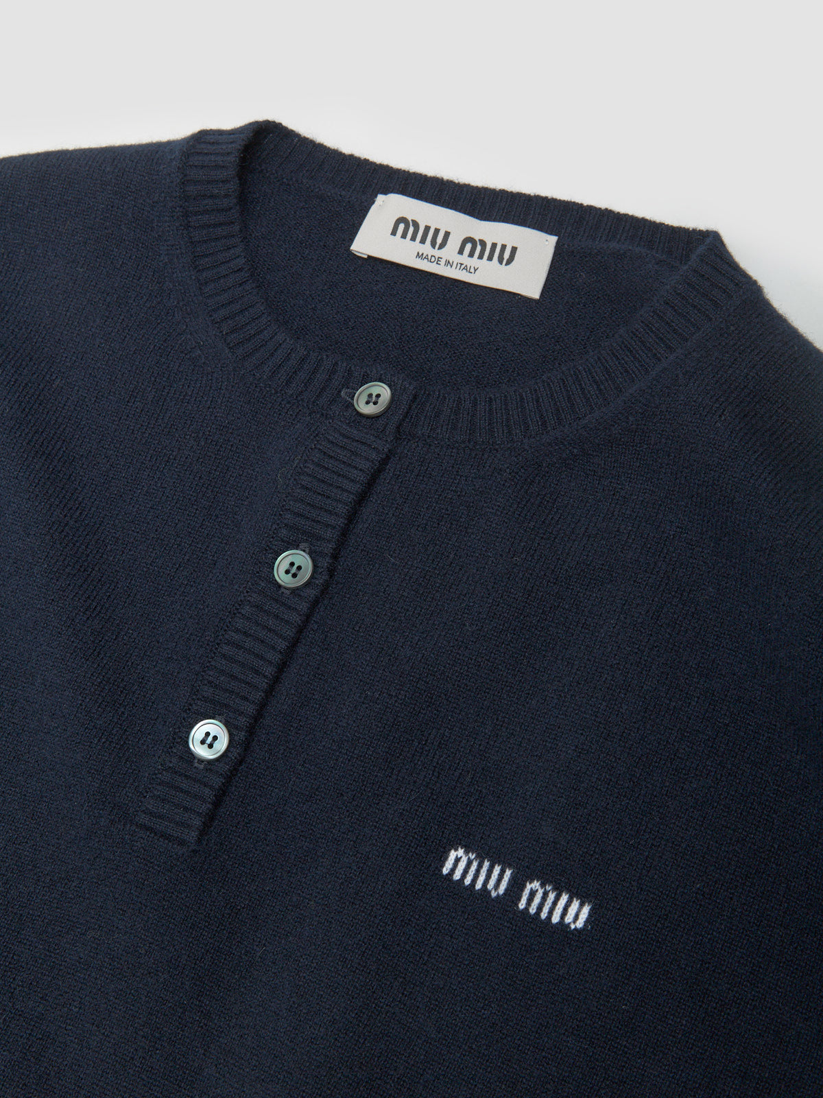 Cashmere Buttoned Pullover in Blue