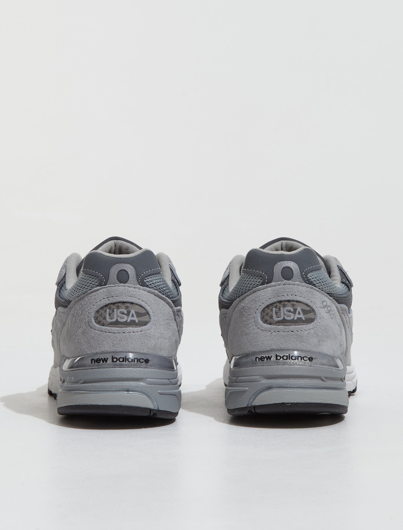 Men's U993 Core 'Made in USA' Sneaker in Grey