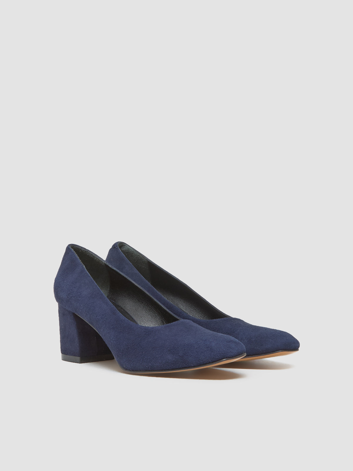 Maryam Pump in Navy Suede