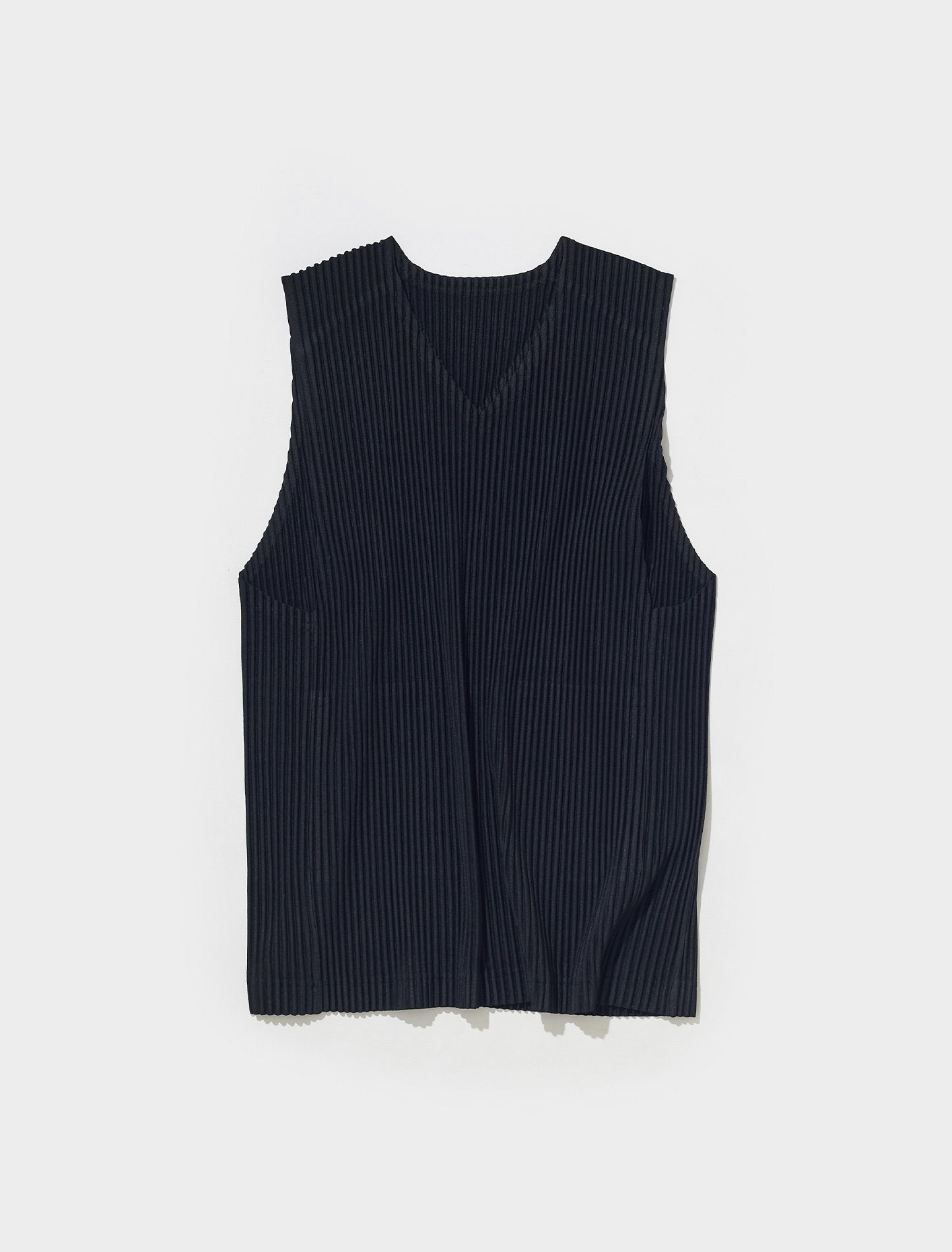 Pleated Vest in Black