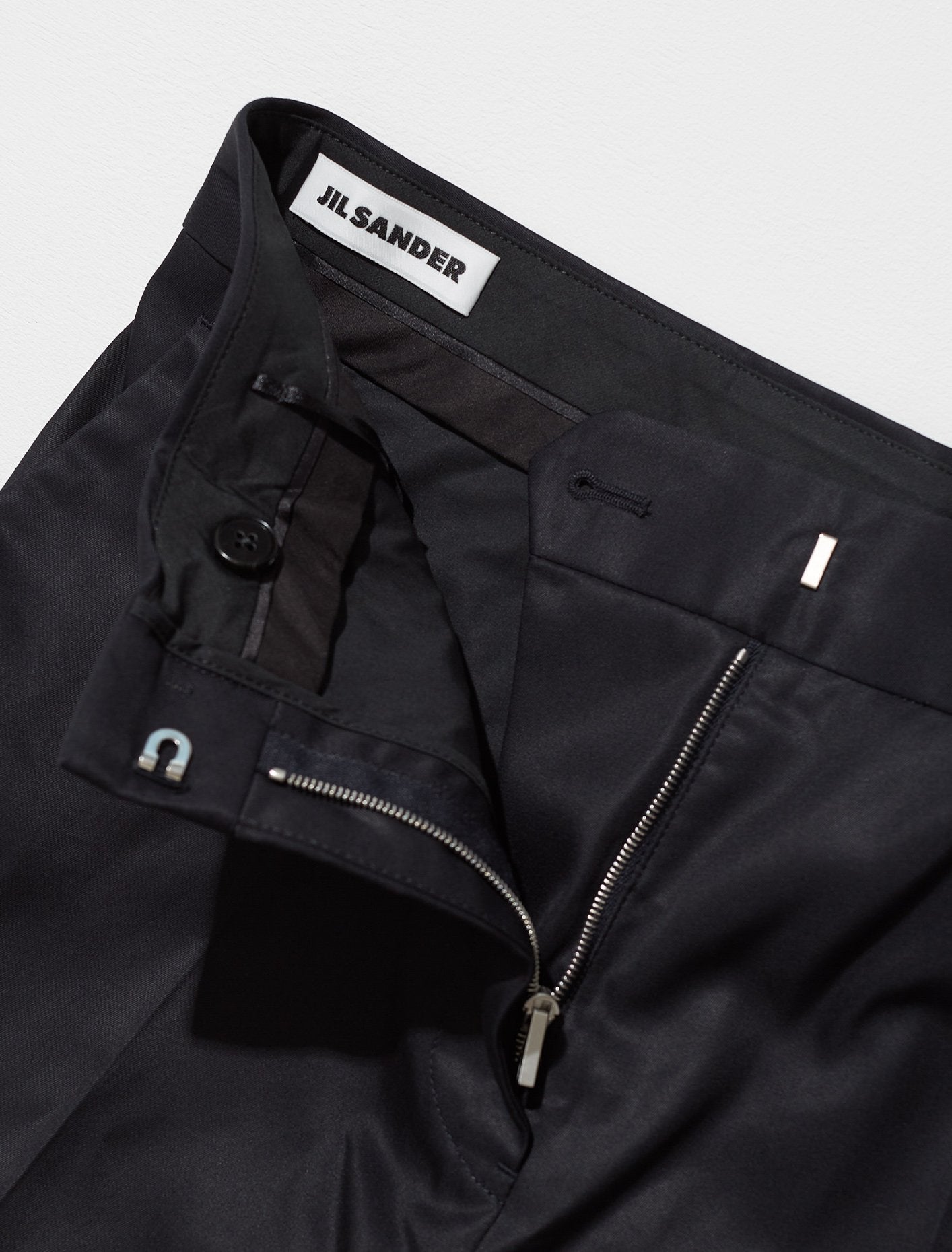 Cotton Garbadine Cropped Trousers in Dark Blue