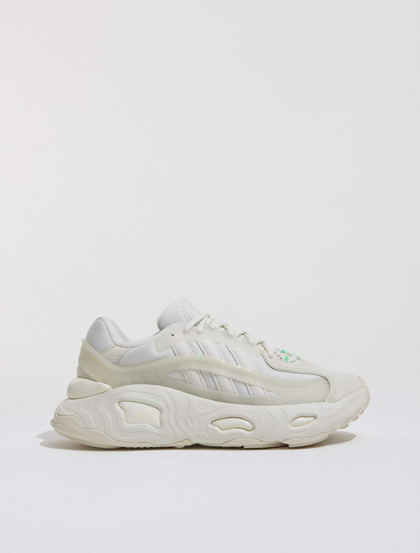 OZNOVA Sneaker in Off-White