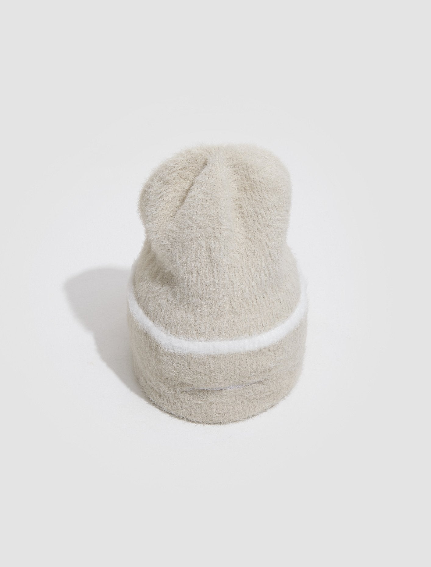 Le Bonnet Neve in Off-White