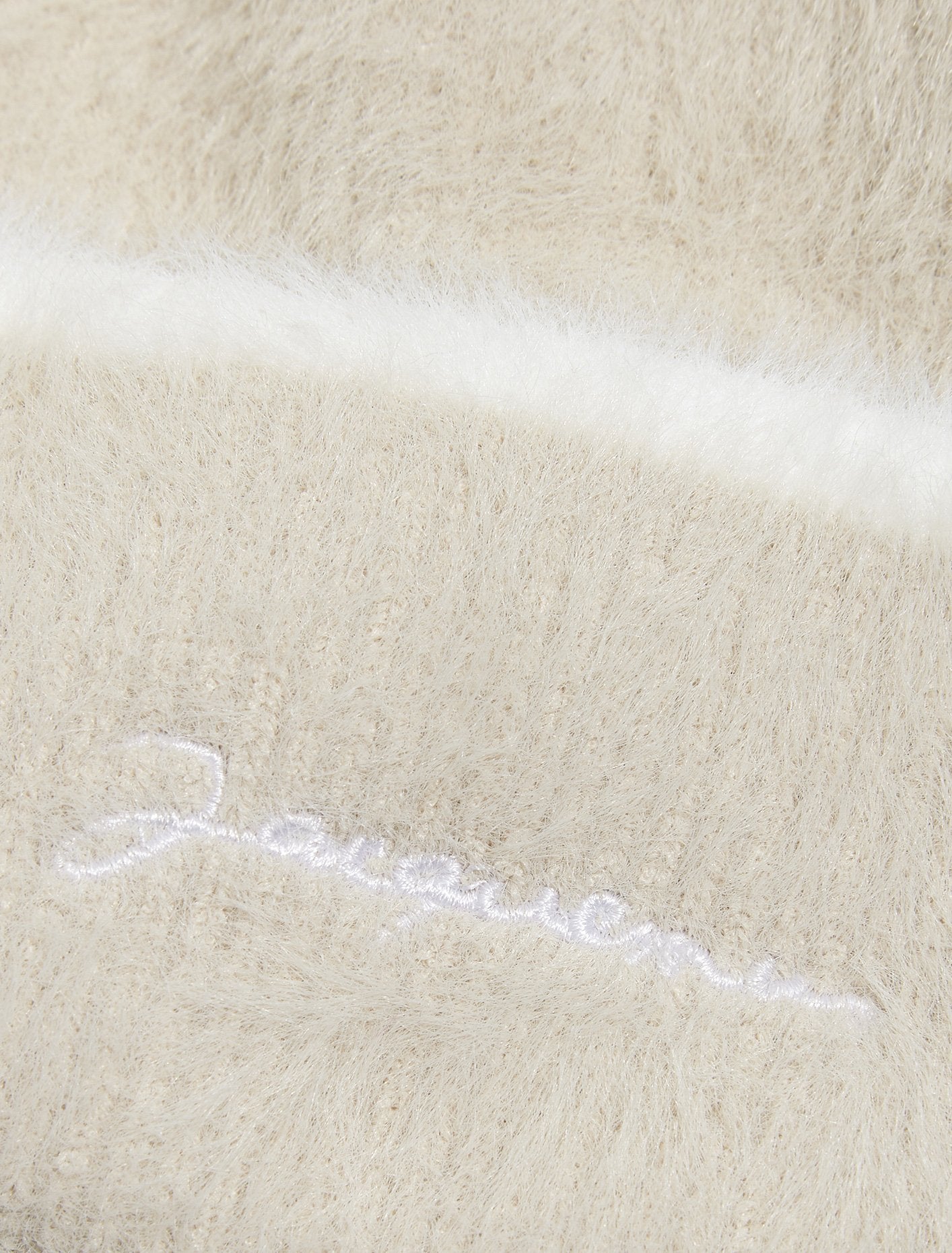 Le Bonnet Neve in Off-White