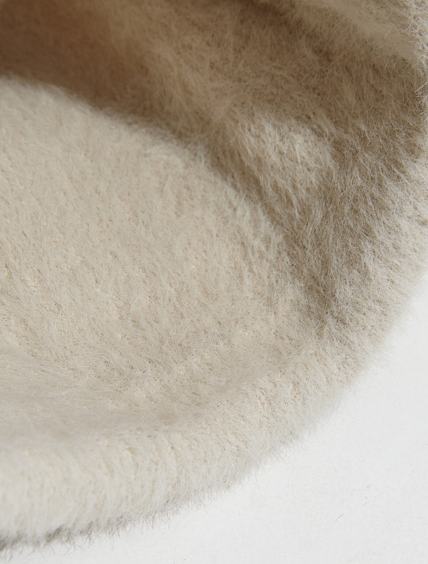 Le Bonnet Neve in Off-White