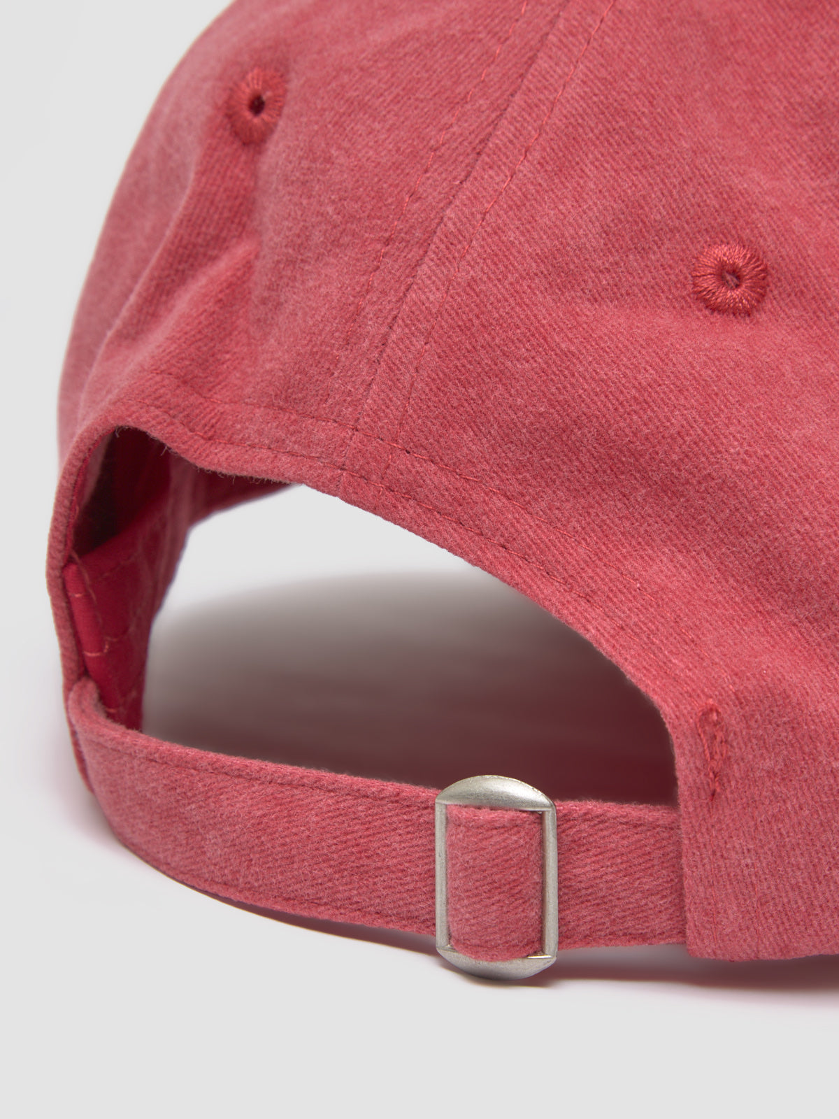 Race to the Finish Cap in Off Red