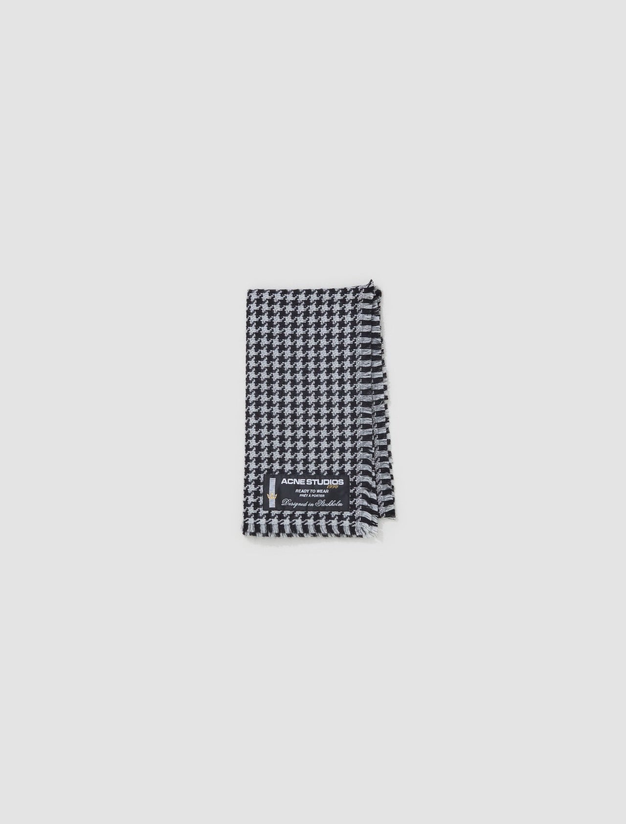 Houndstooth Wool Scarf in White & Black