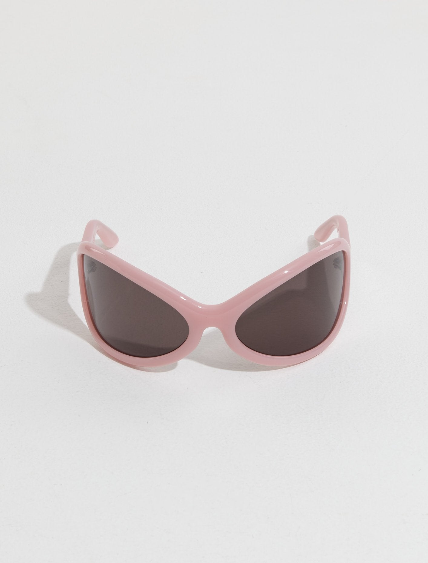 Frame Sunglasses in Pink