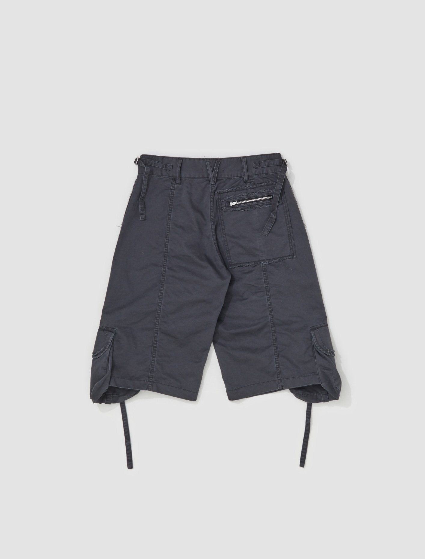 Cargo Shorts in Charcoal Grey