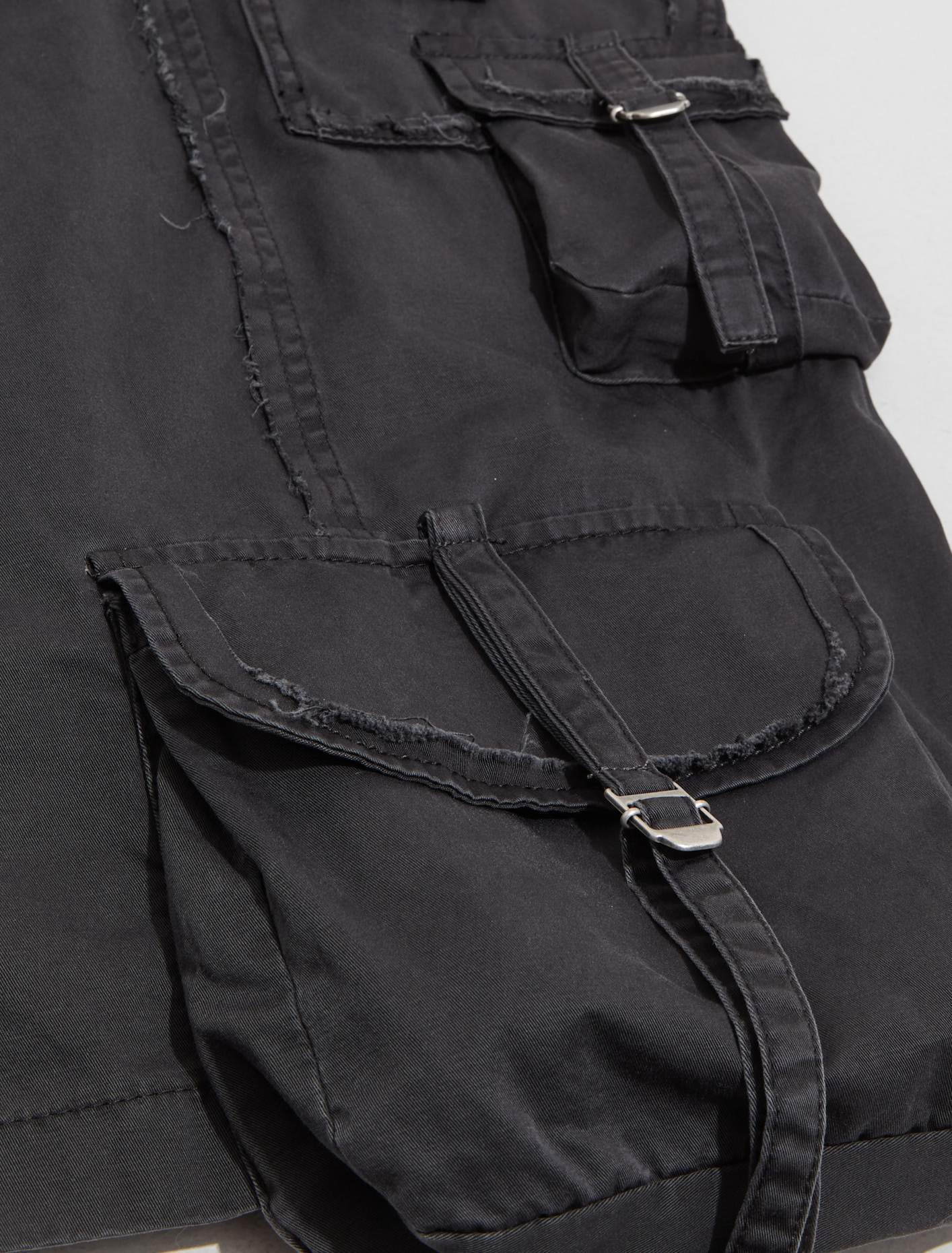 Cargo Shorts in Charcoal Grey