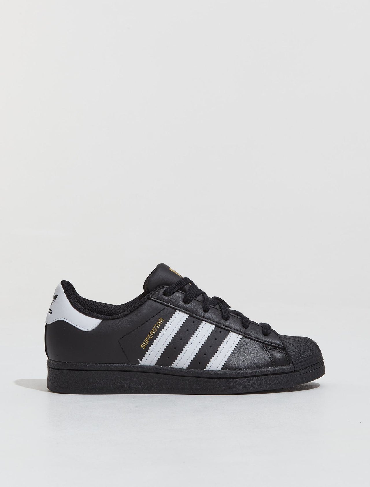 Superstar Sneaker in Core Black