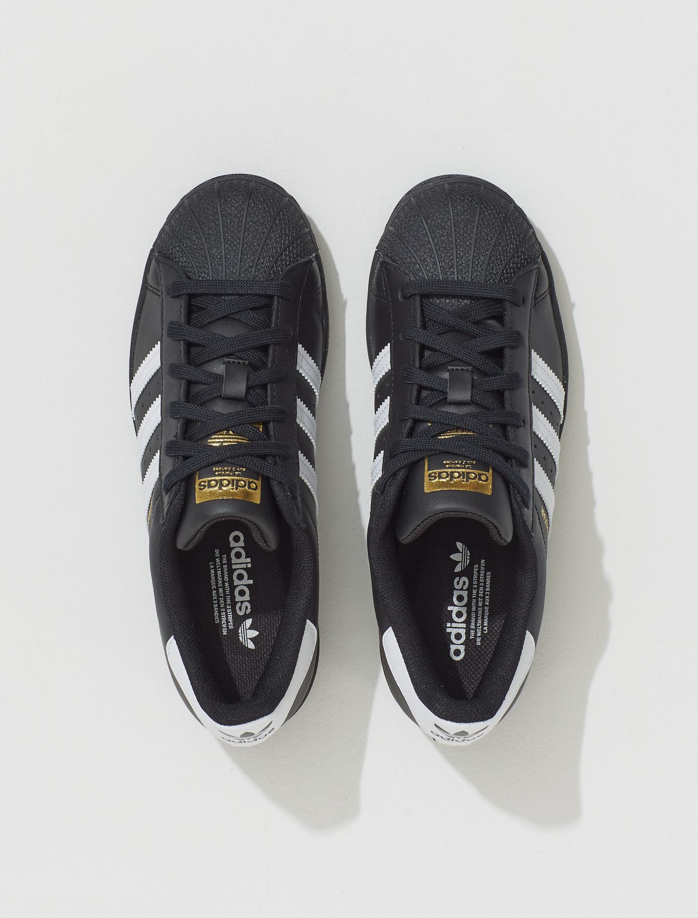 Superstar Sneaker in Core Black