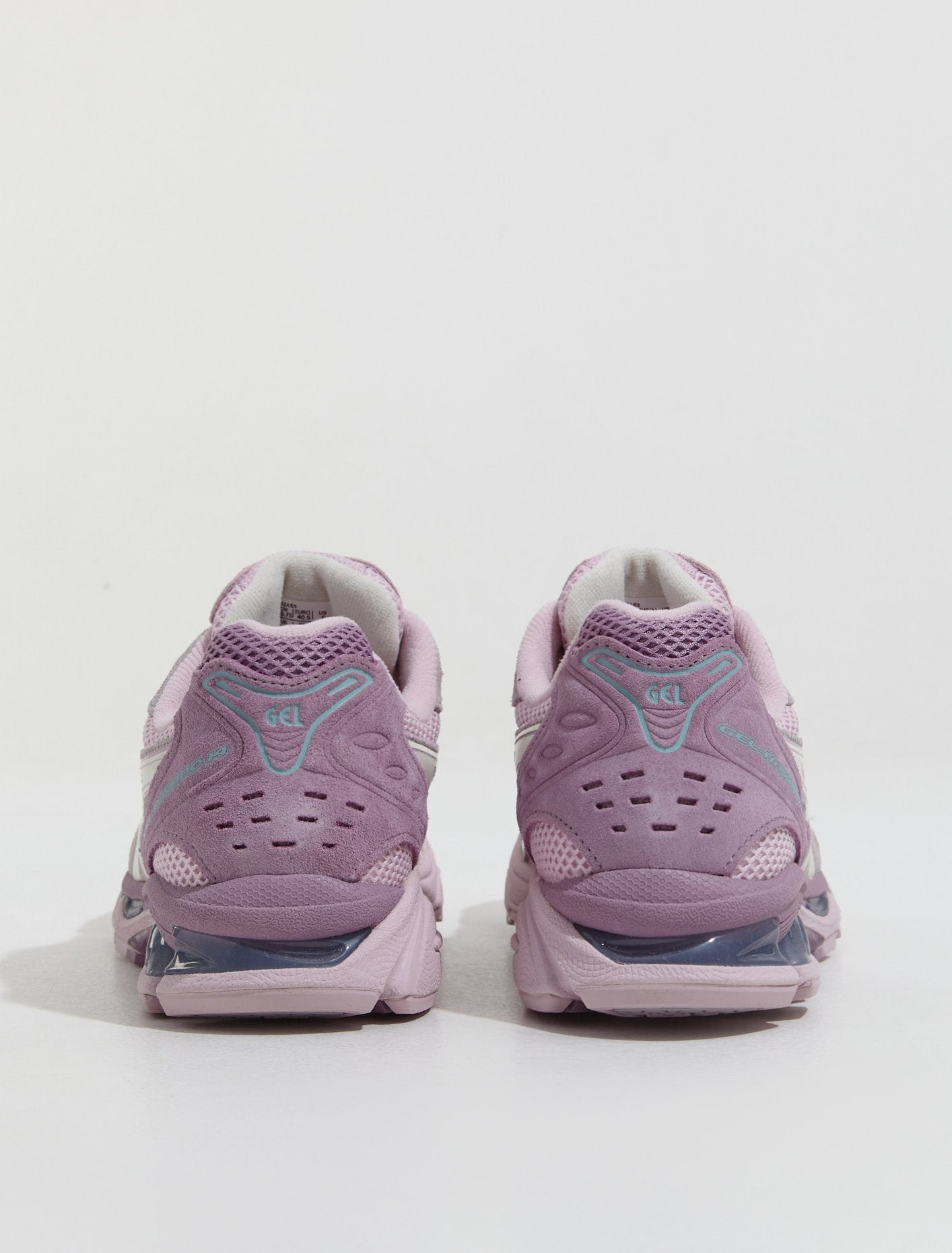 GEL-KAYANO 14 Sneaker in Barely Rose