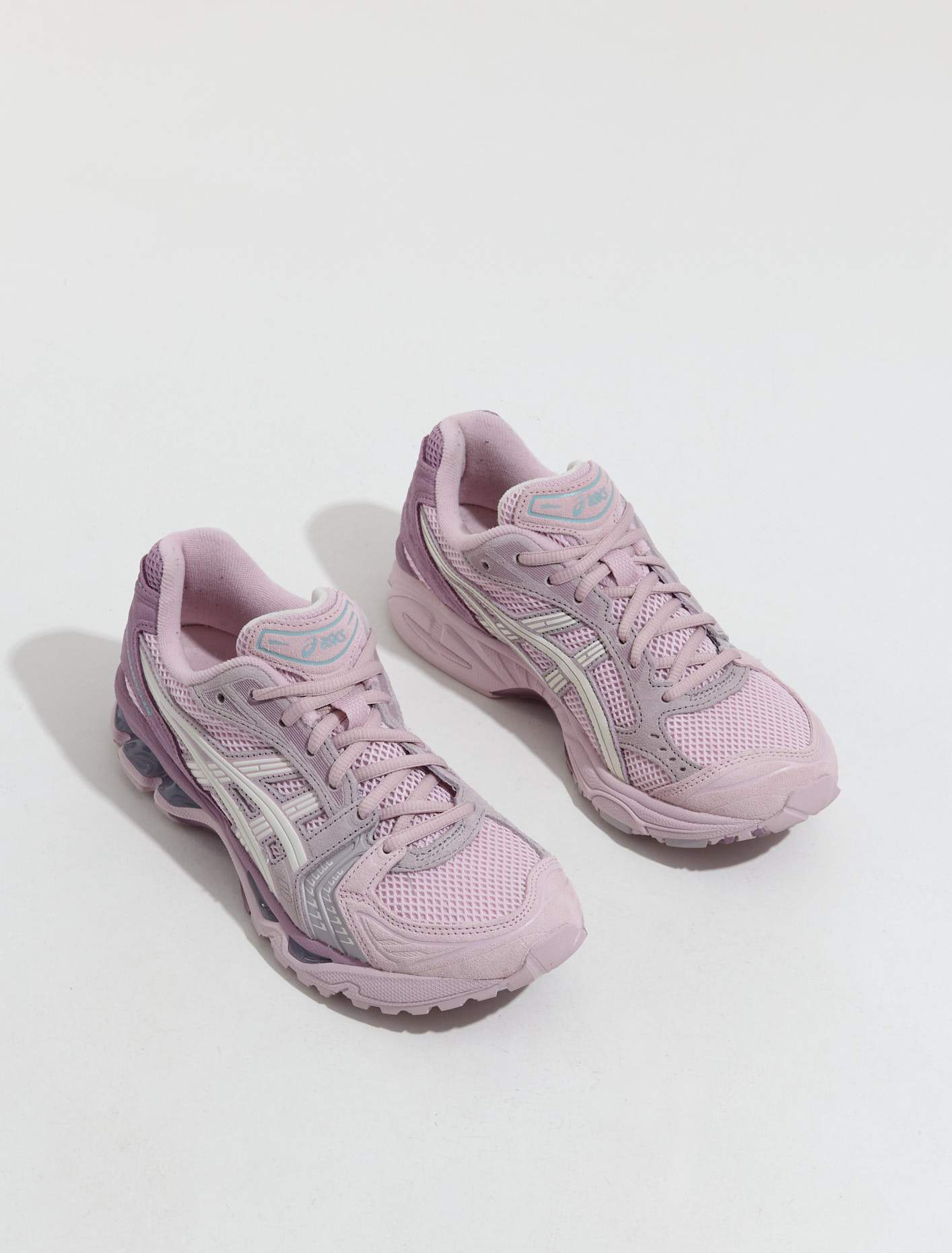 GEL-KAYANO 14 Sneaker in Barely Rose