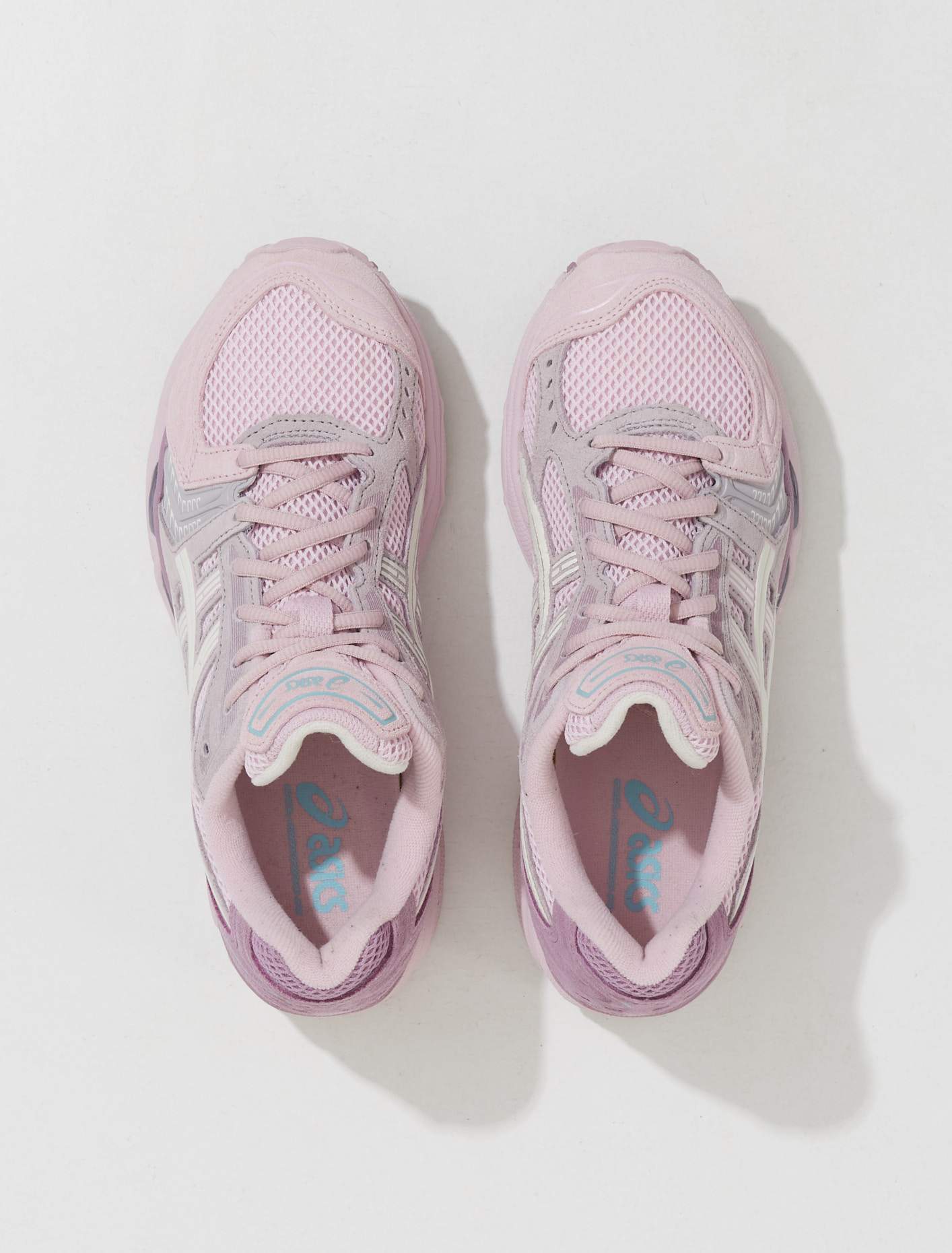 GEL-KAYANO 14 Sneaker in Barely Rose