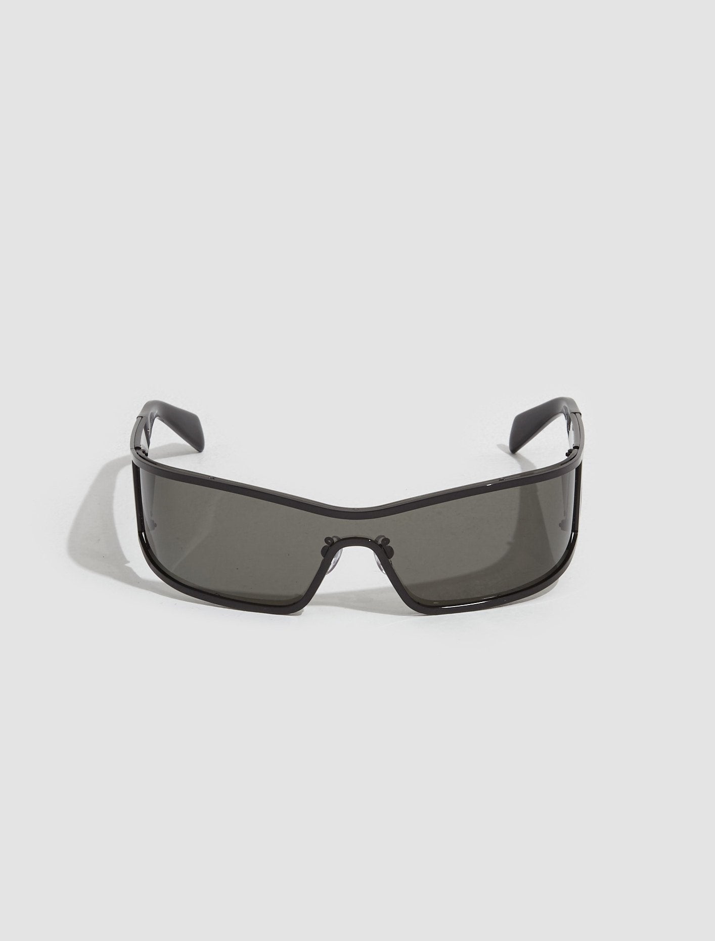 Full Lens Wrap Sunglasses in Black