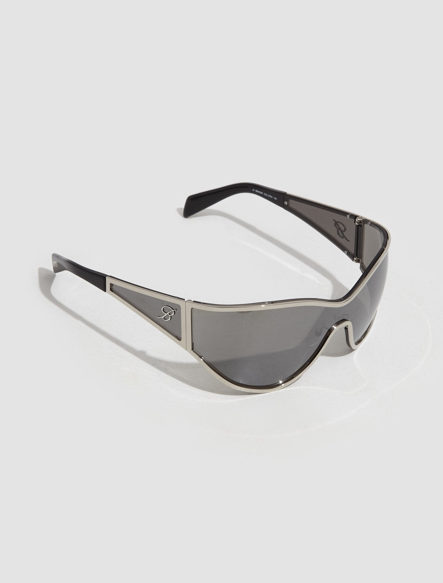 Full Lens Wrap Sunglasses in Carbon Silver