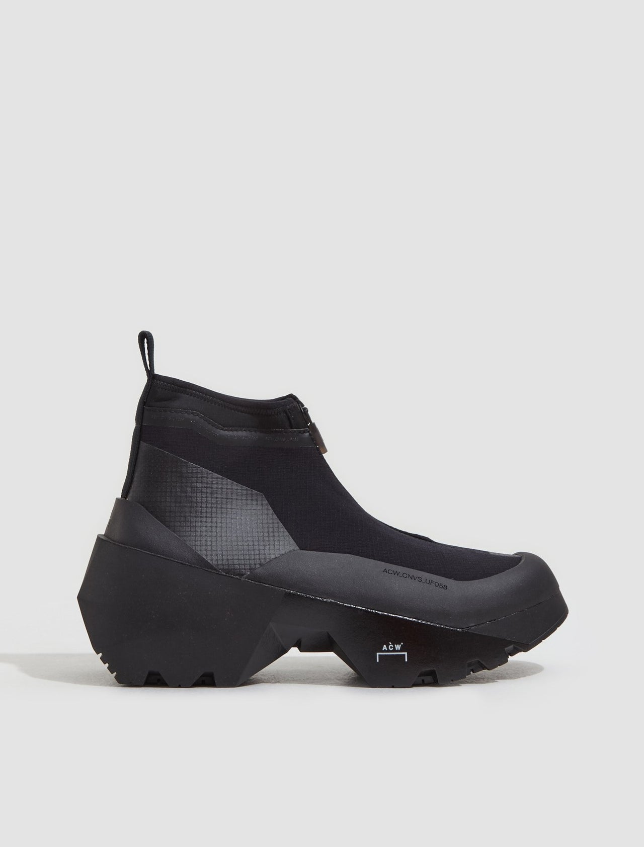 x A-COLD-WALL* Geo Forma Boot Hi in Black