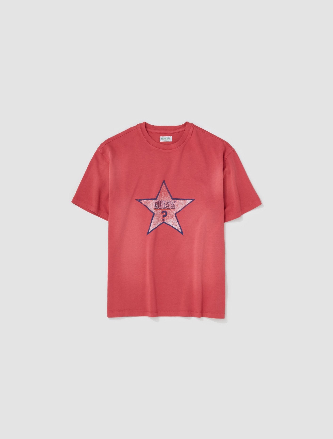 Distressed Star T-Shirt in Red