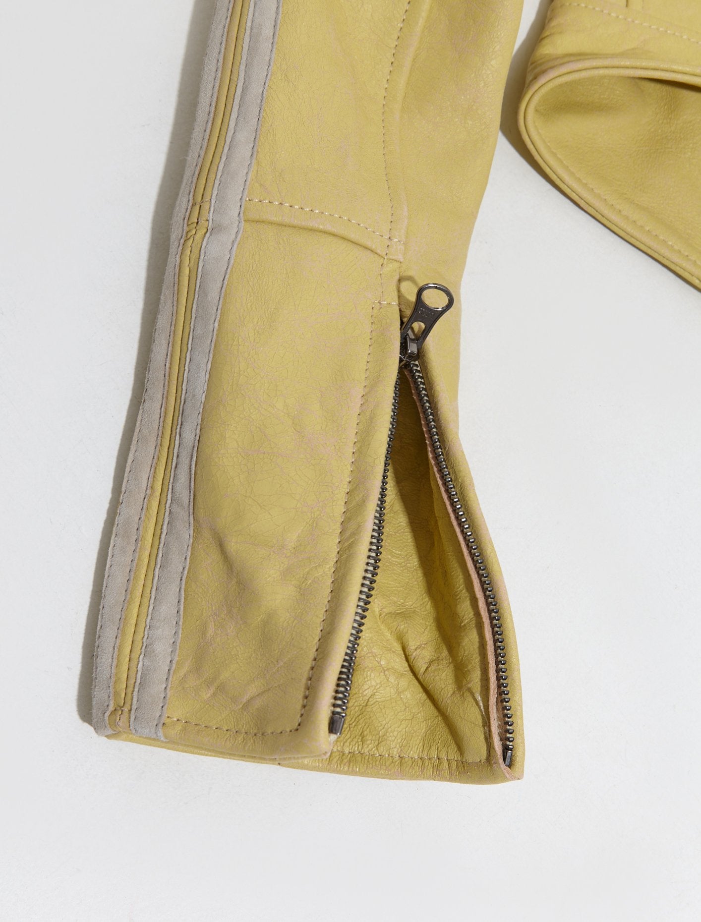 Claw Jacket in Distressed Yellow