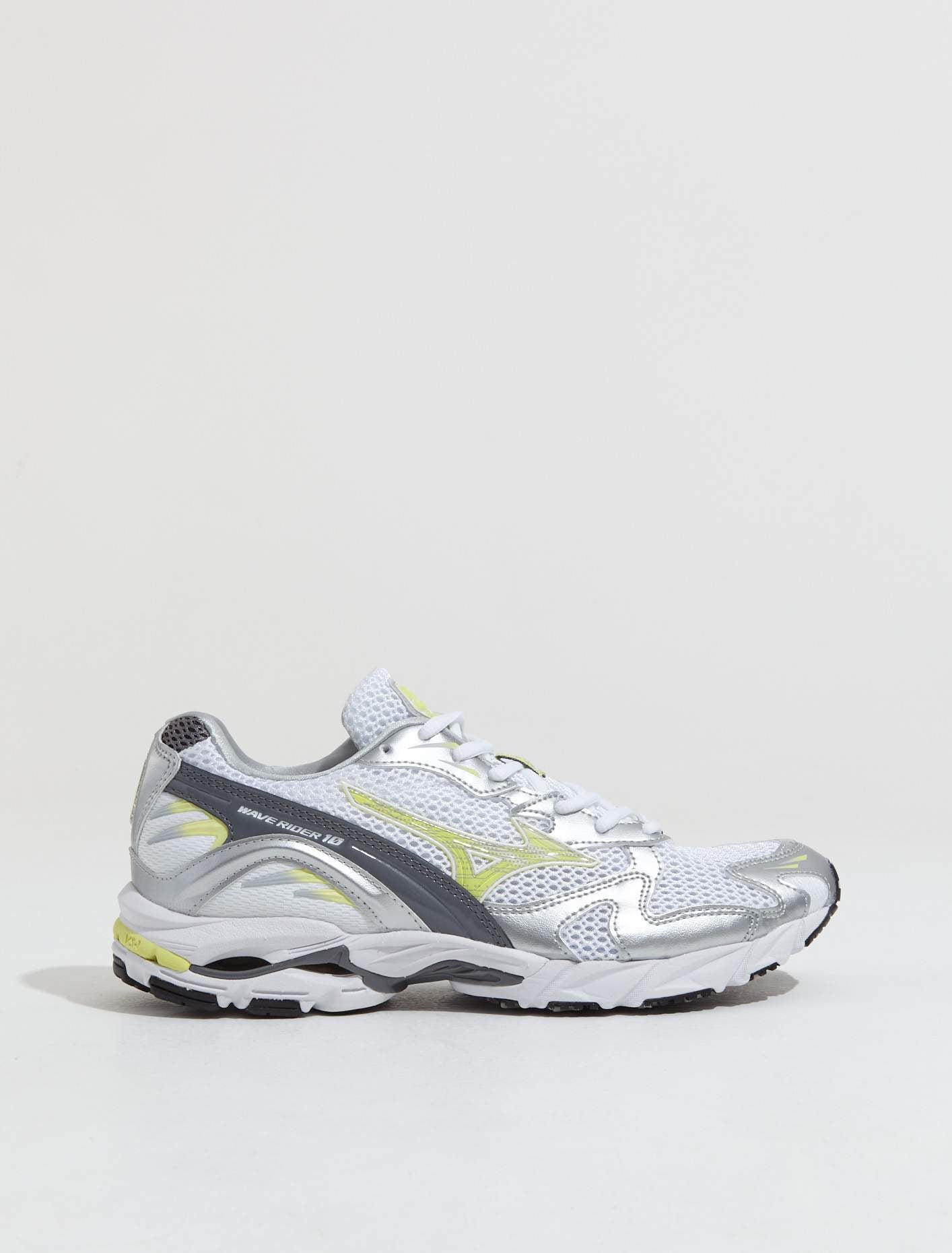 Wave Rider 10 Sneaker in White & Sunny Lime