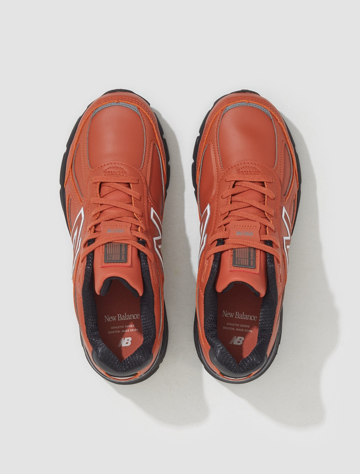 U990 v4 'Made in USA' Sneaker in Mahogany