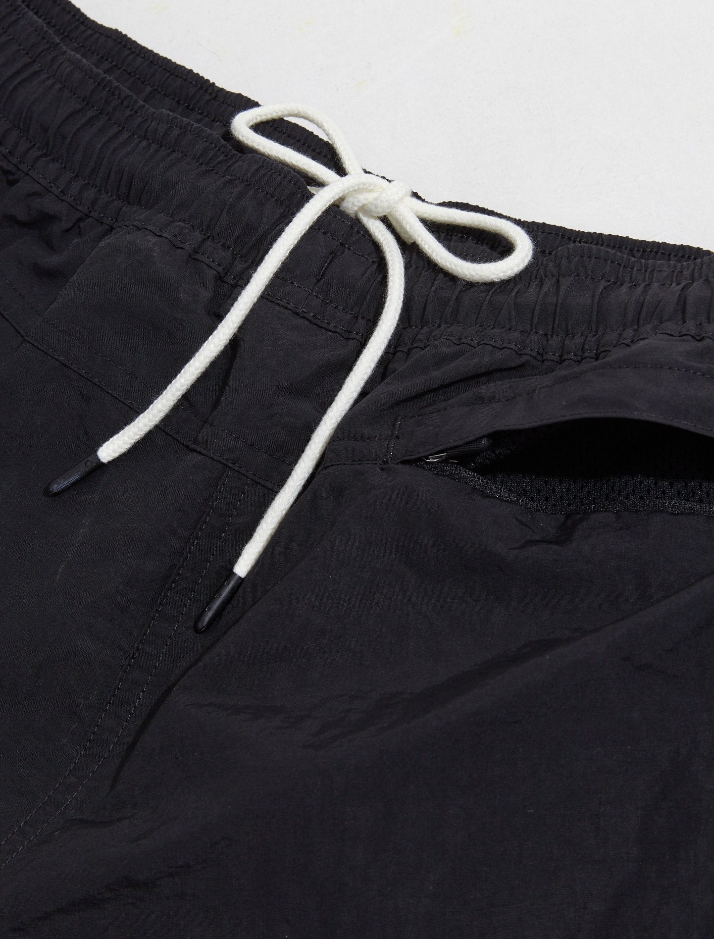 x Stüssy Shorts in Black