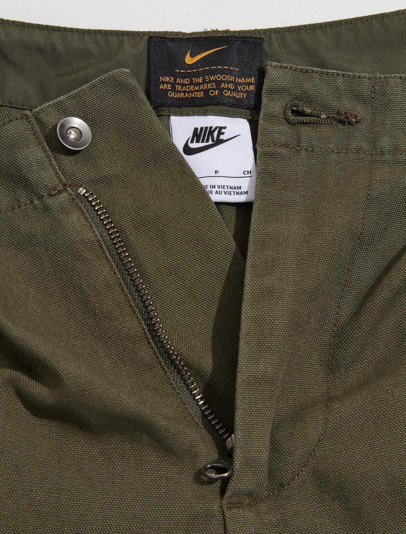 Woven P44 Cargo Shorts in Khaki