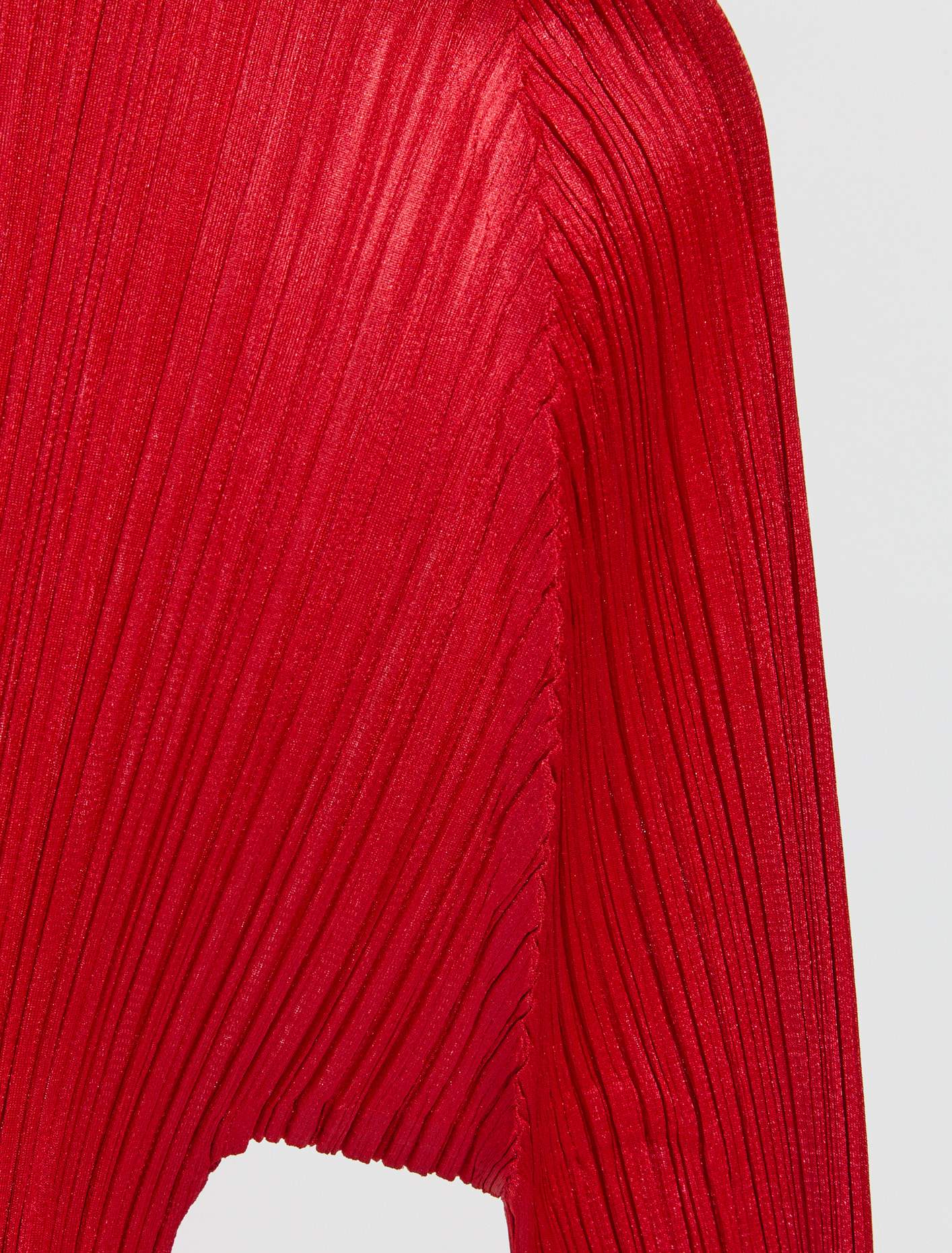 Pleated Shirt in Red