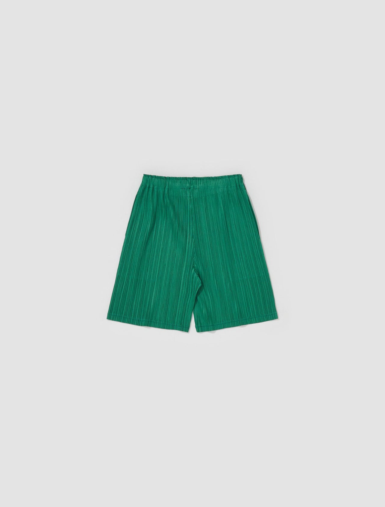 Pleated Shorts in Green