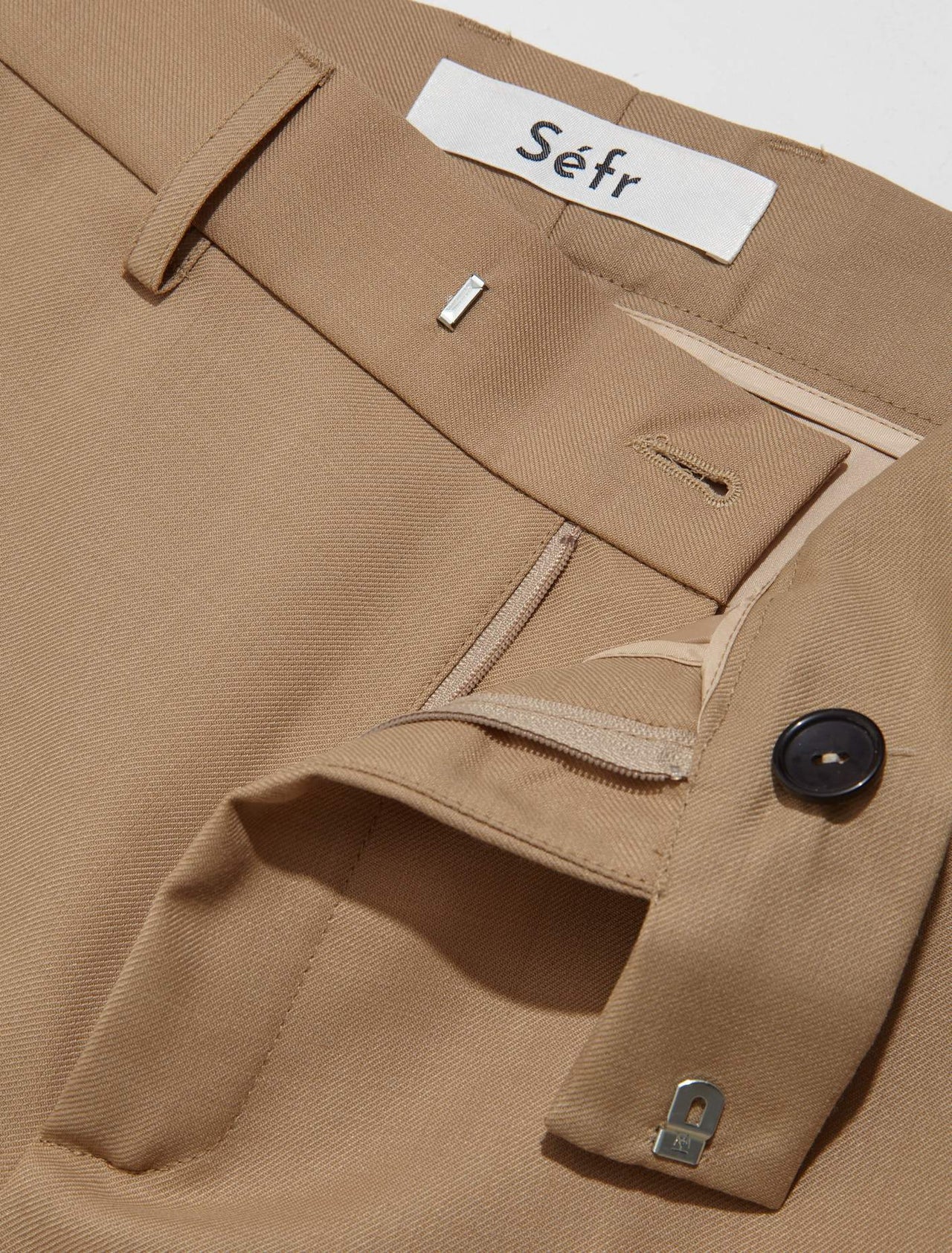 Mike Suit Trousers in Beige Breeze