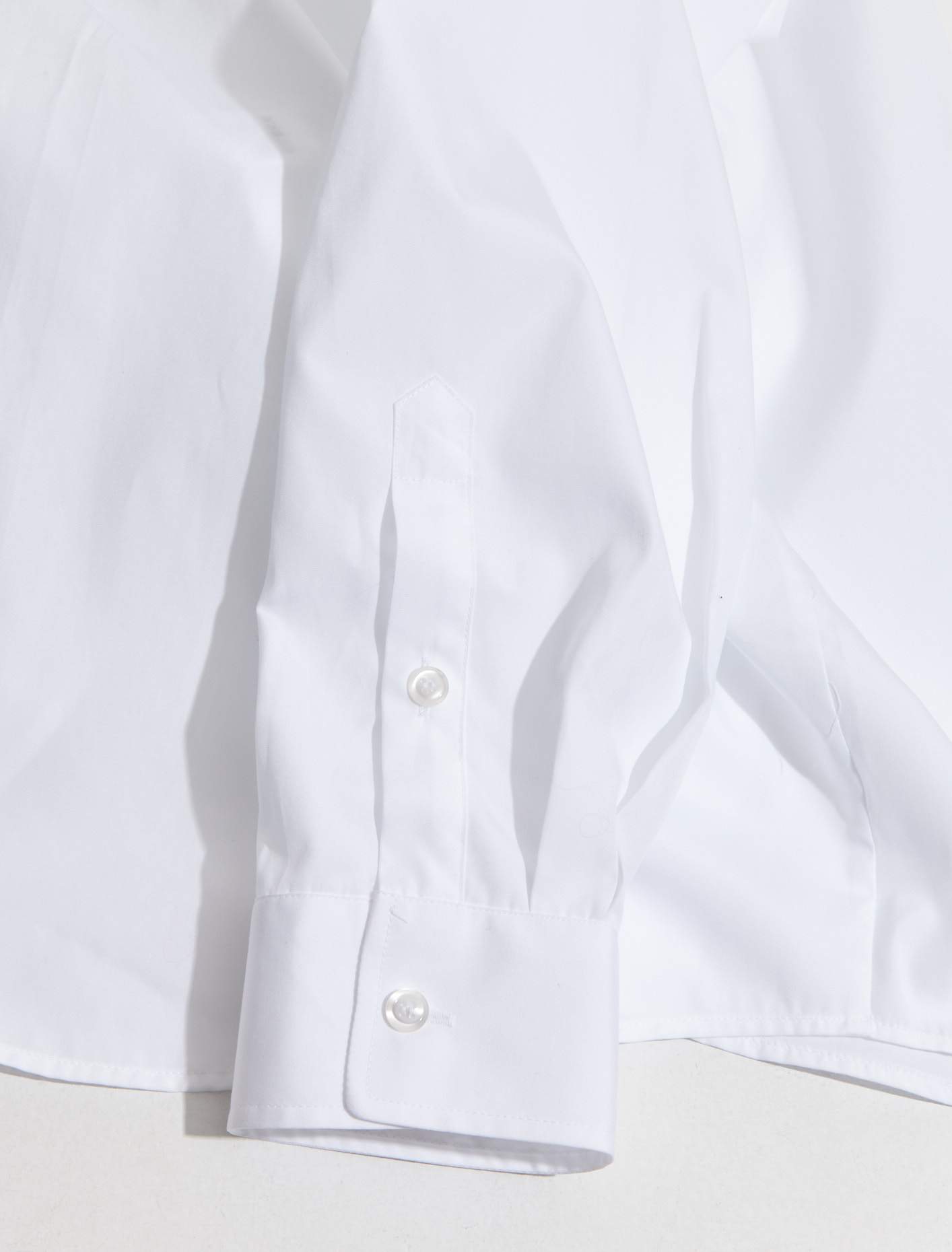 Pearl Collar Shirt in White