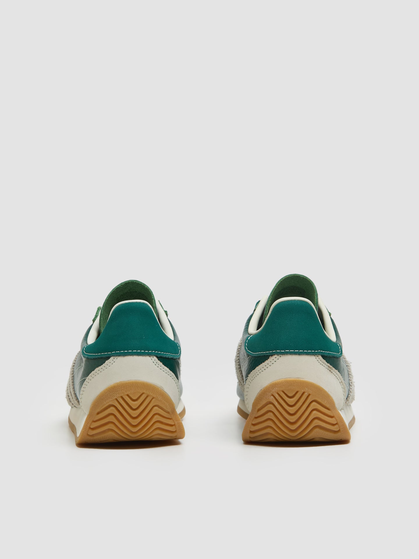 WMNS Country OG Sneaker in Collegiate Green