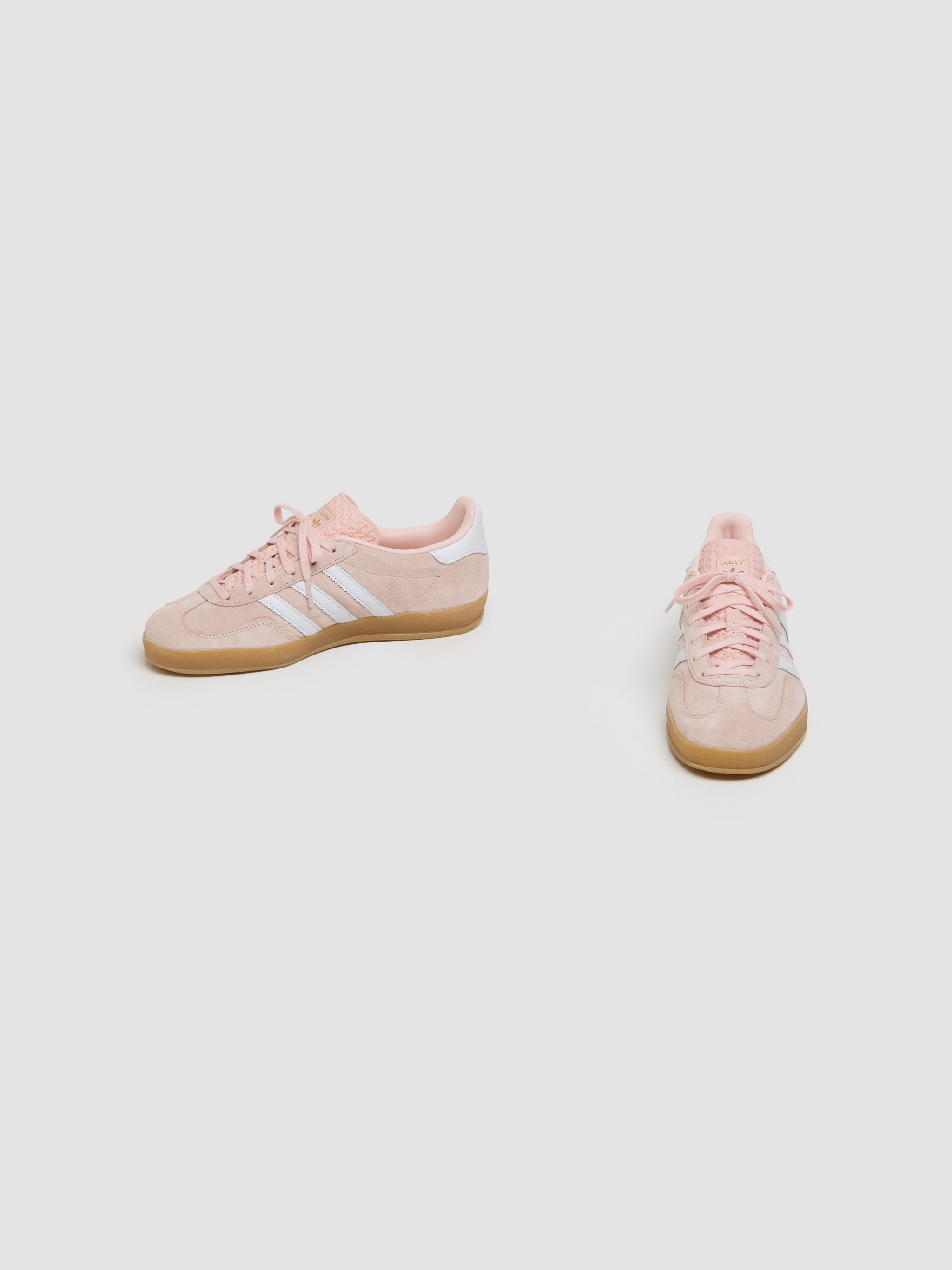 WMNS Gazelle Indoor Sneaker in Sandy Pink