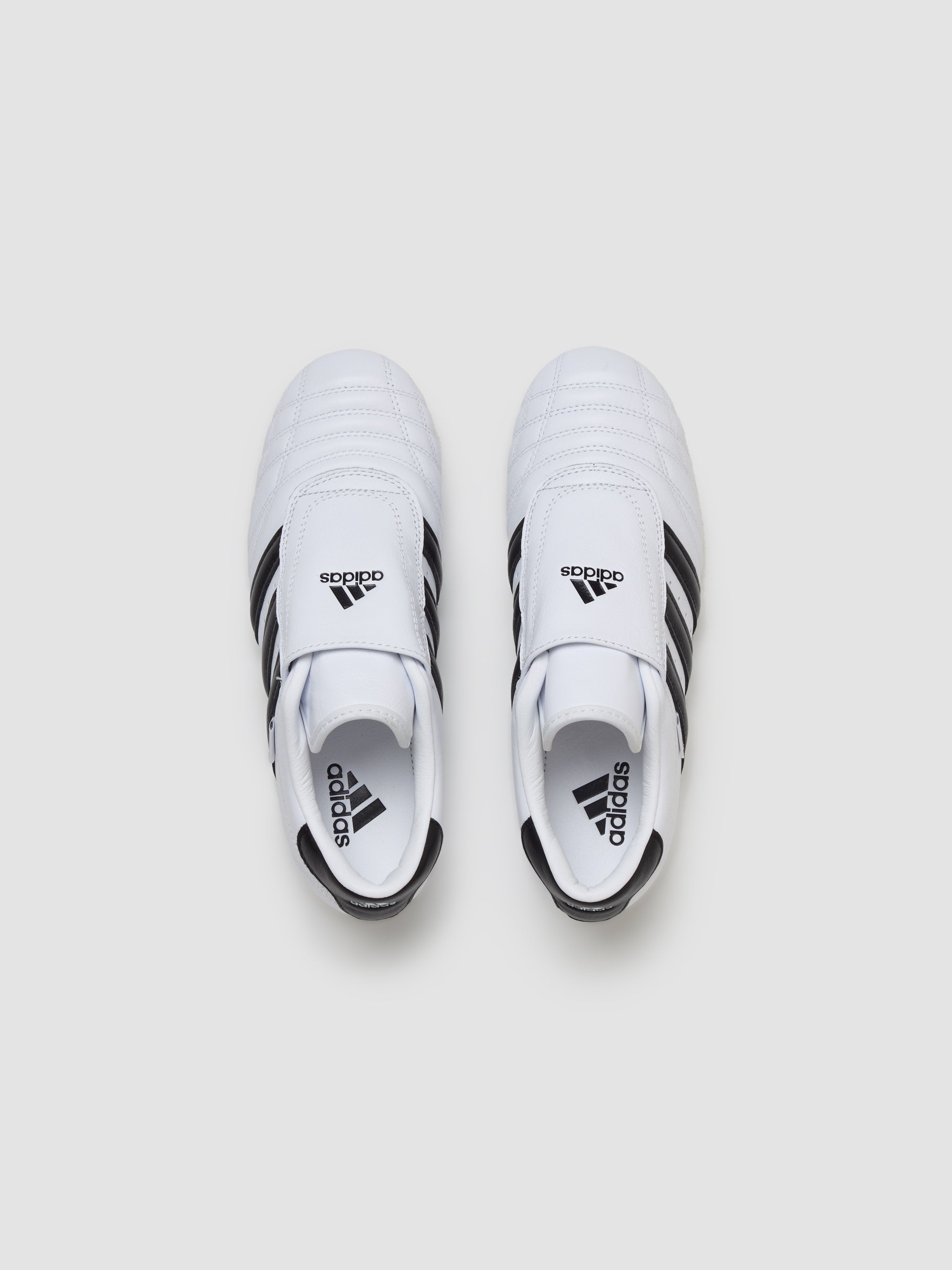 WMNS Taekwondo Sneaker in White & Black