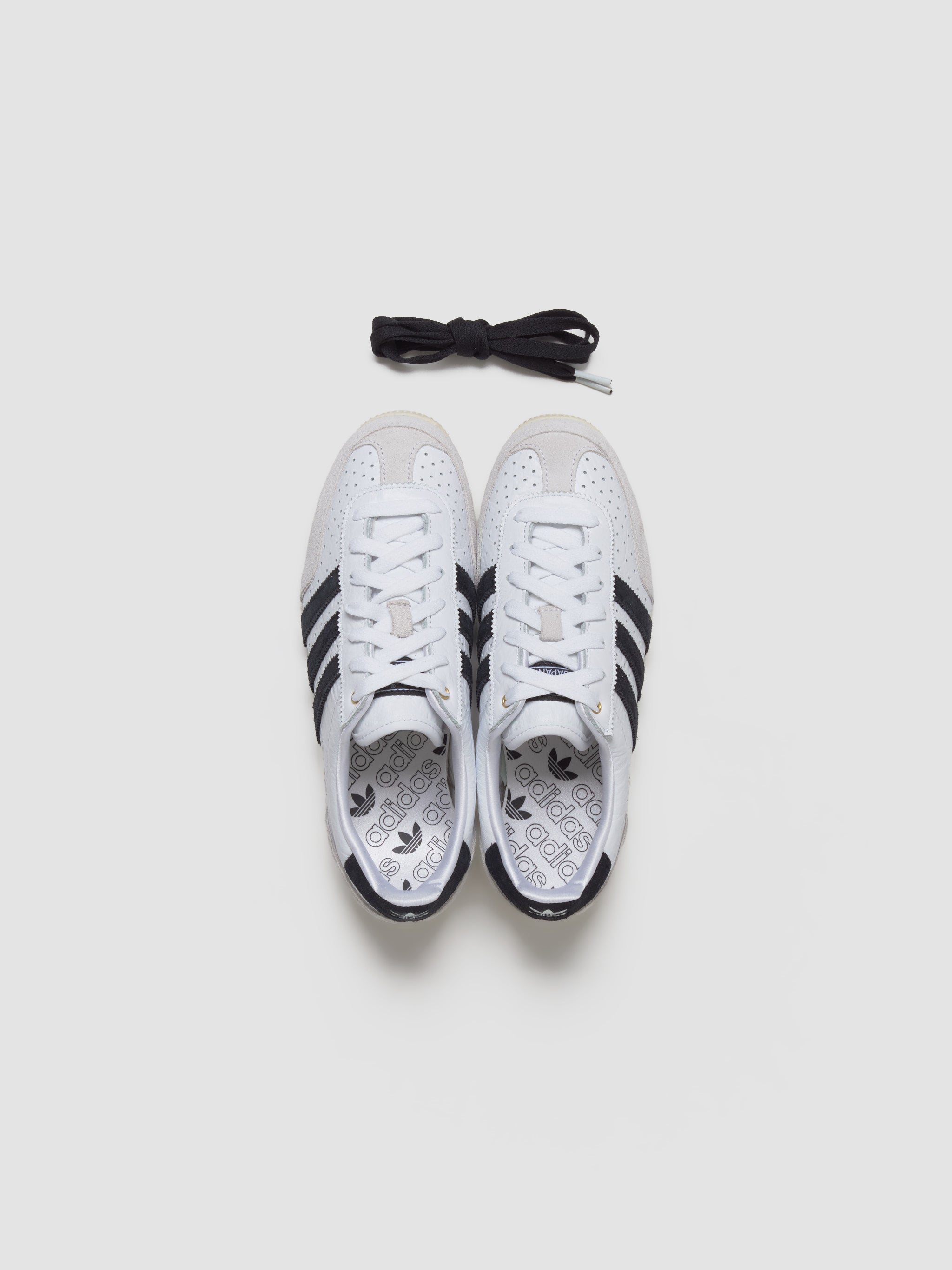 WMNS Japan Sneaker in Cloud White & Core Black